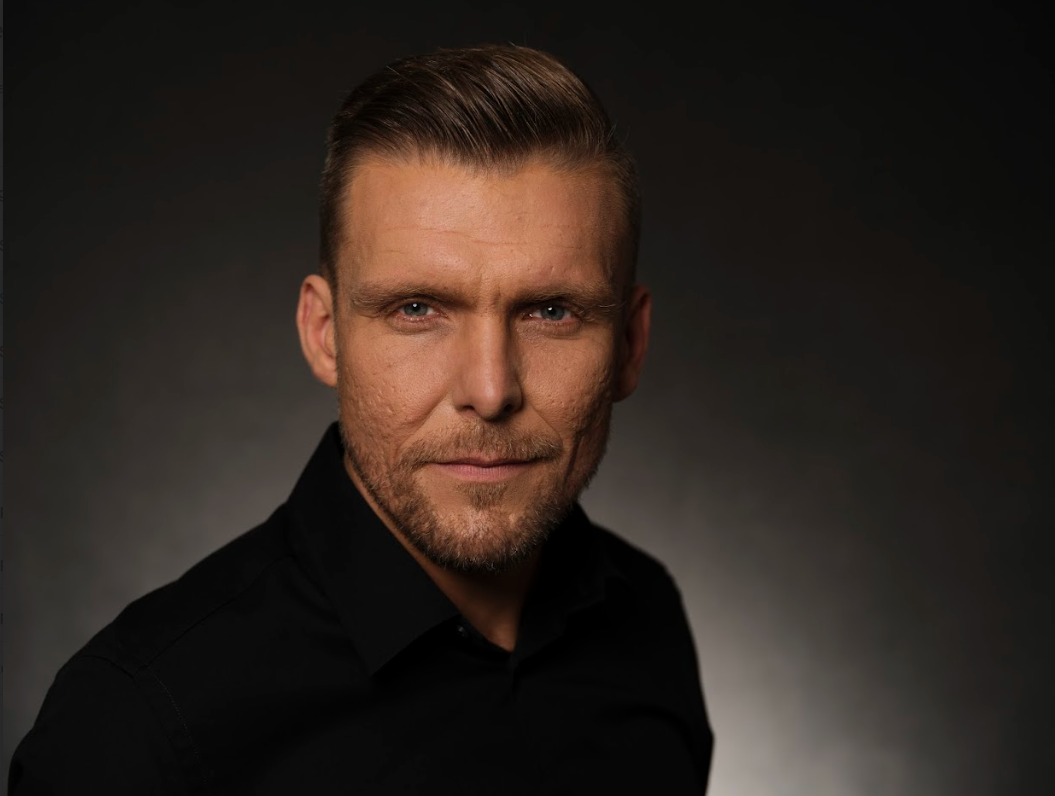 Adam Kin - psycholog i twórca programu